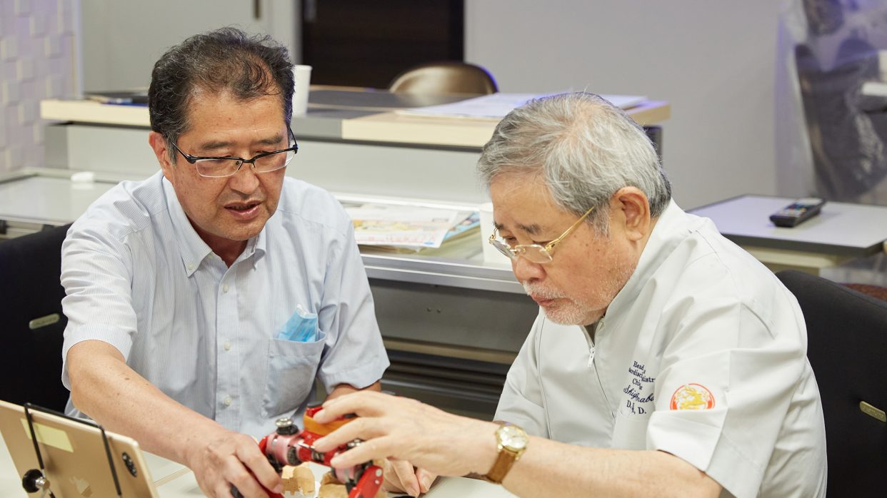 長野県のドイツ式入れ歯　テレスコープ義歯なら当院におまかせください